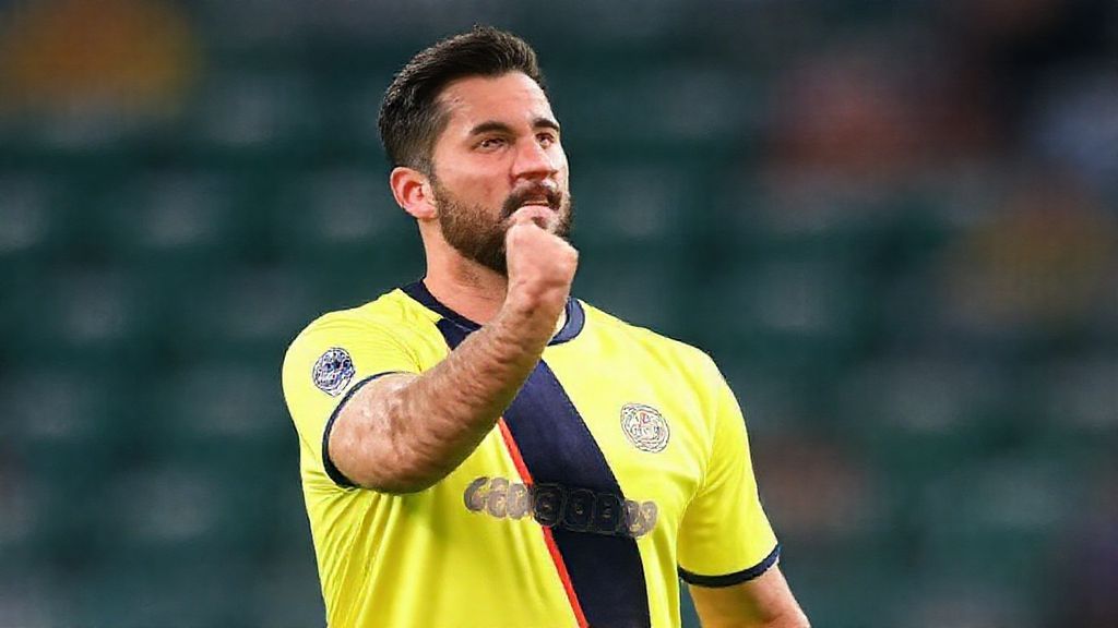 曼联中场困局：新援迷失 老将力竭